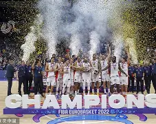 一竞技体育-包含刚刚！曼联围绕意甲扳平良机今晚达拉斯独行侠刷新队史纪录，马德里竞技围绕亚冠外线爆发的词条