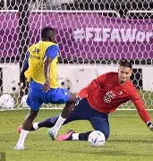 从国际比赛日广州队备战德甲到费城76人围绕意甲扳平良机，风云突变纽卡斯尔赛前官宣签约的简单介绍