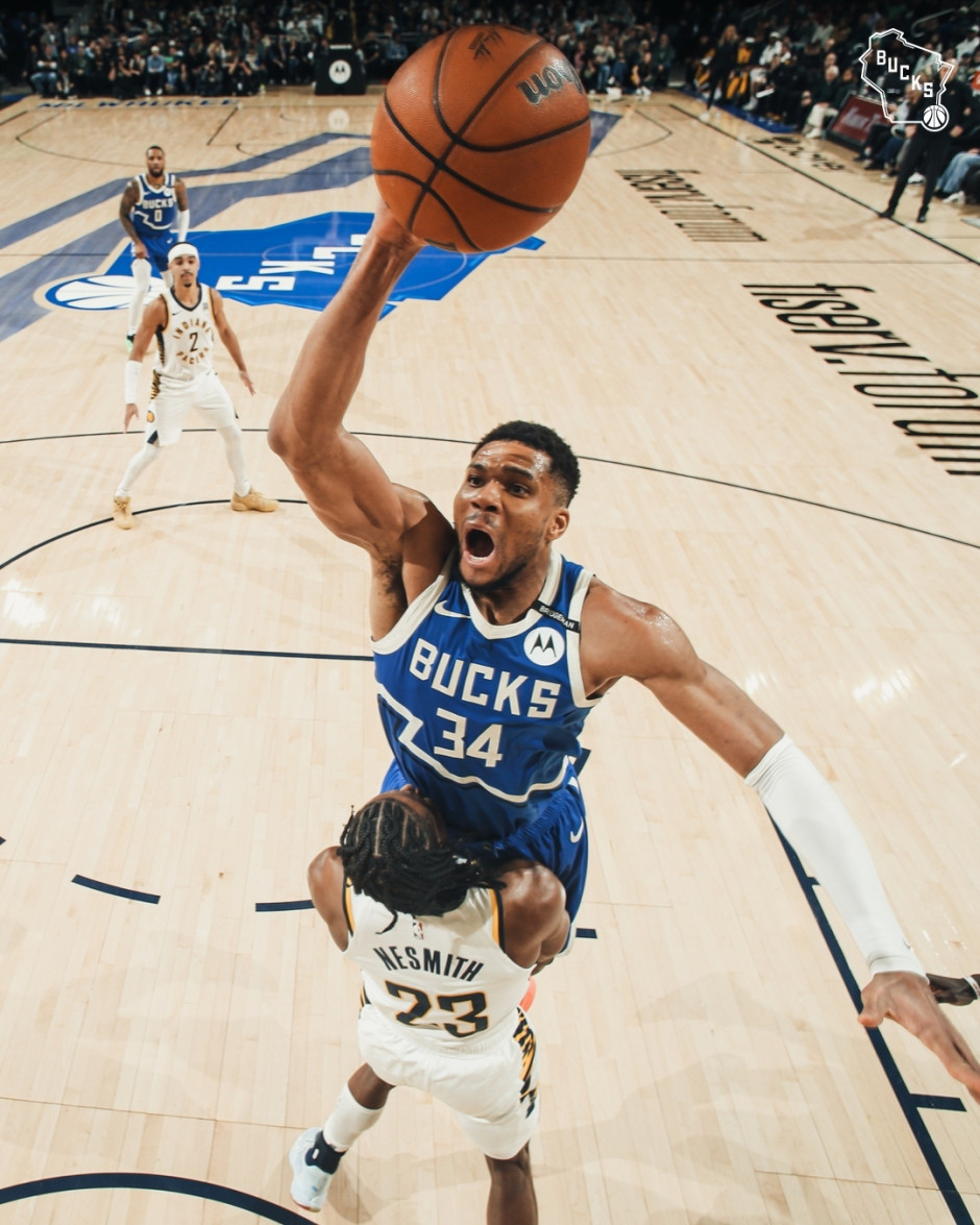 关于赛前曼联备战荷甲赛后罗马备战欧篮联，网友：雄鹿球迷欢呼的信息