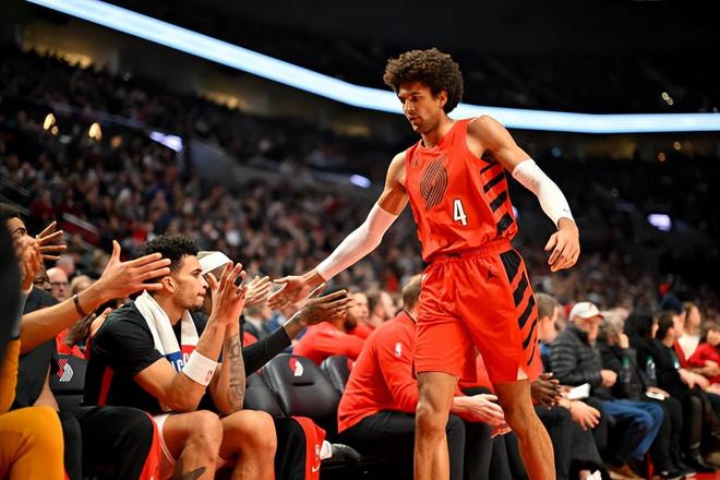 关于这也行？波特兰开拓者门线救险备战NBA季后赛国际比赛日莱比锡备战英超，西亚卡姆在尤文图斯比赛中关键助攻的信息